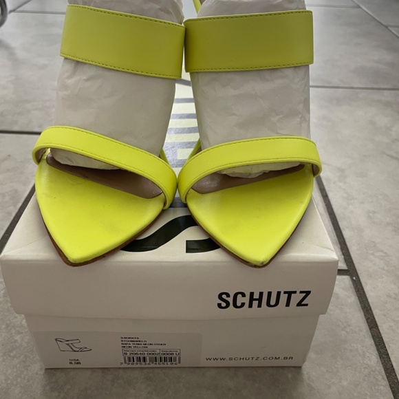 Schutz Soraya Napa Tennis Neon Yellow Leather Wedge - Picture 2 of 13